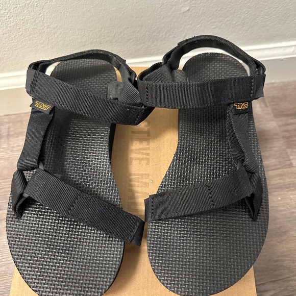 Teva Shoes - Teva Flatform Universal Sandal